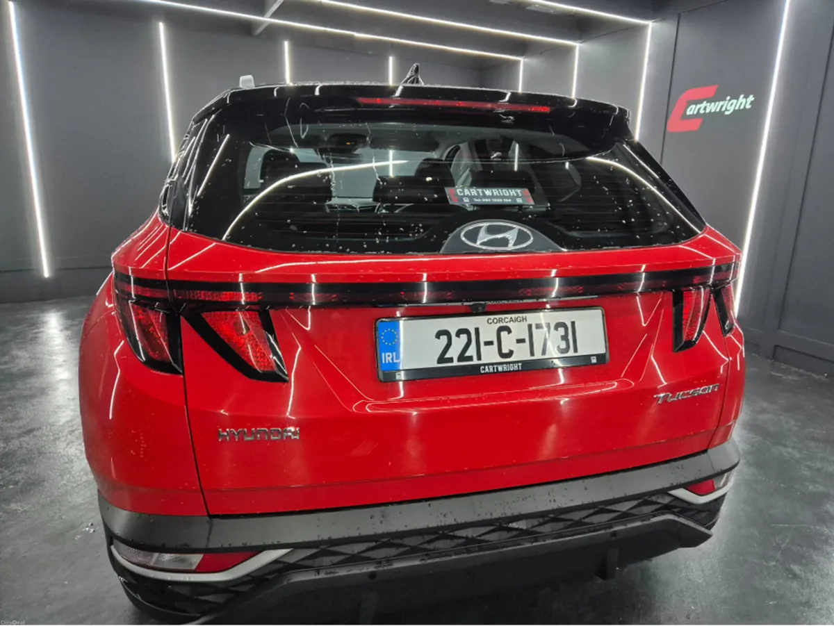 Hyundai Tucson EXECUTIVE 2WD - Image 2