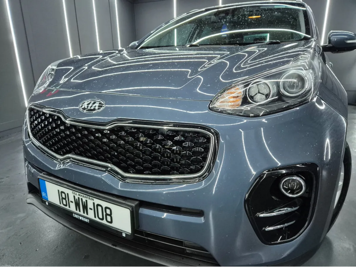 Kia Sportage 1.7 PLATINUM 5DR - Image 2