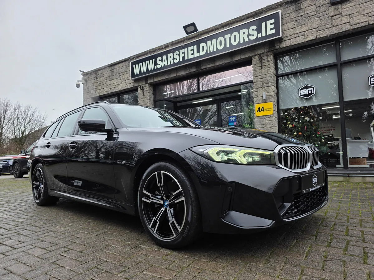 2022 BMW 330E M-SPORT AUTO TOURING. - Image 1