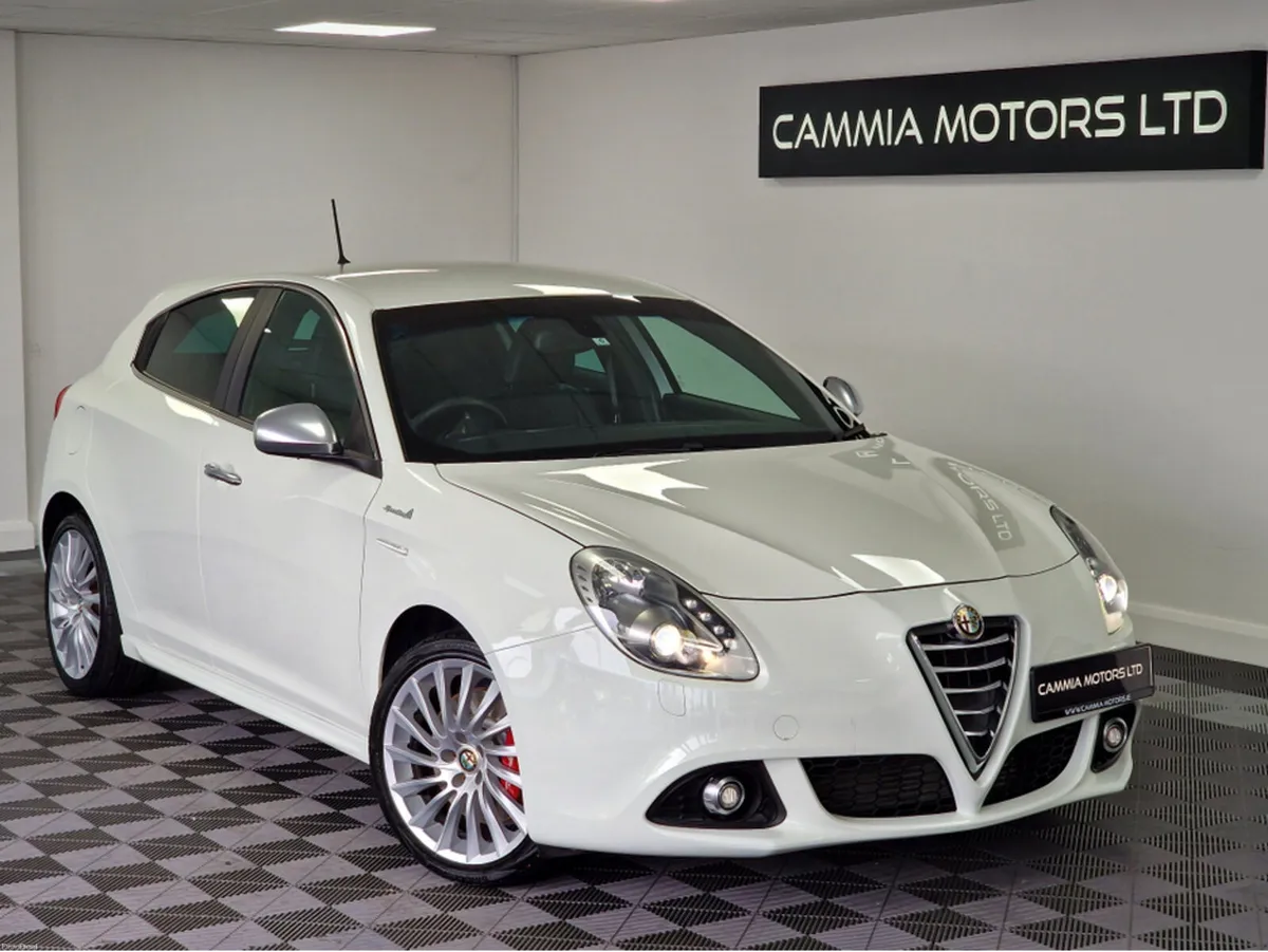 Alfa Romeo Giulietta ALFA ROMEO 1.4T SPORTIVA 4DR - Image 1