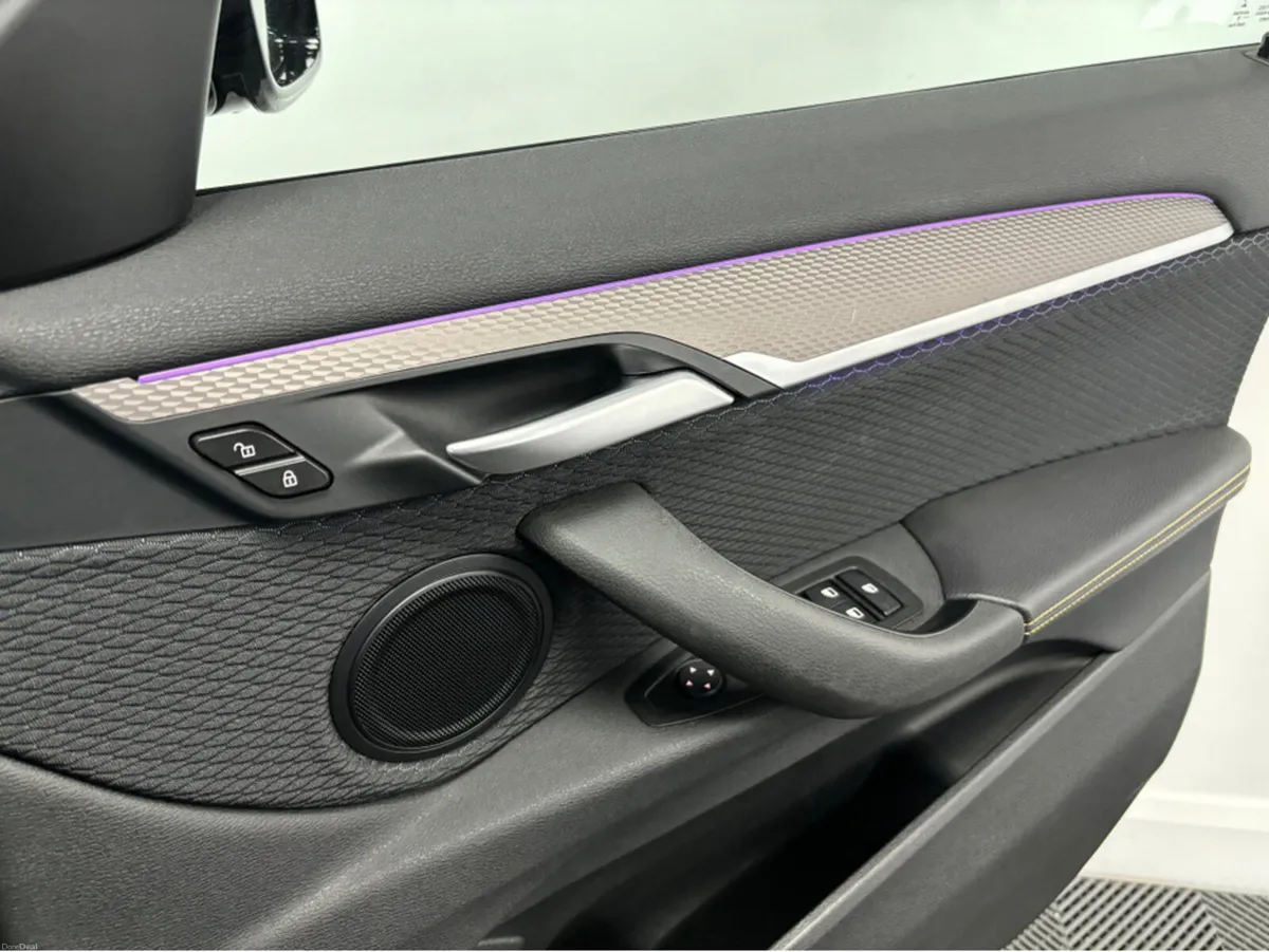 BMW X2 BMW X2 X-DRIVE AUTO*ALCANTARA HEATED SEATS* - Image 6