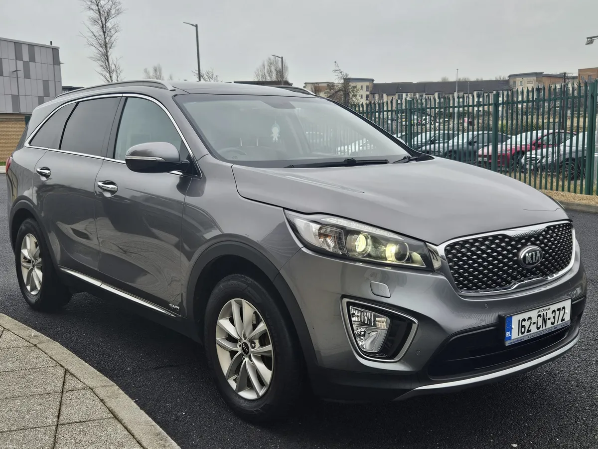 Kia Sorento 2016 - PLATINUM SPEC - PAN ROOF 4X4 - Image 2