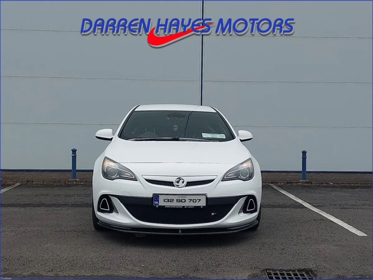 Vauxhall Astra 2.0 VXR 276BHP 3DR CDTI - Image 3