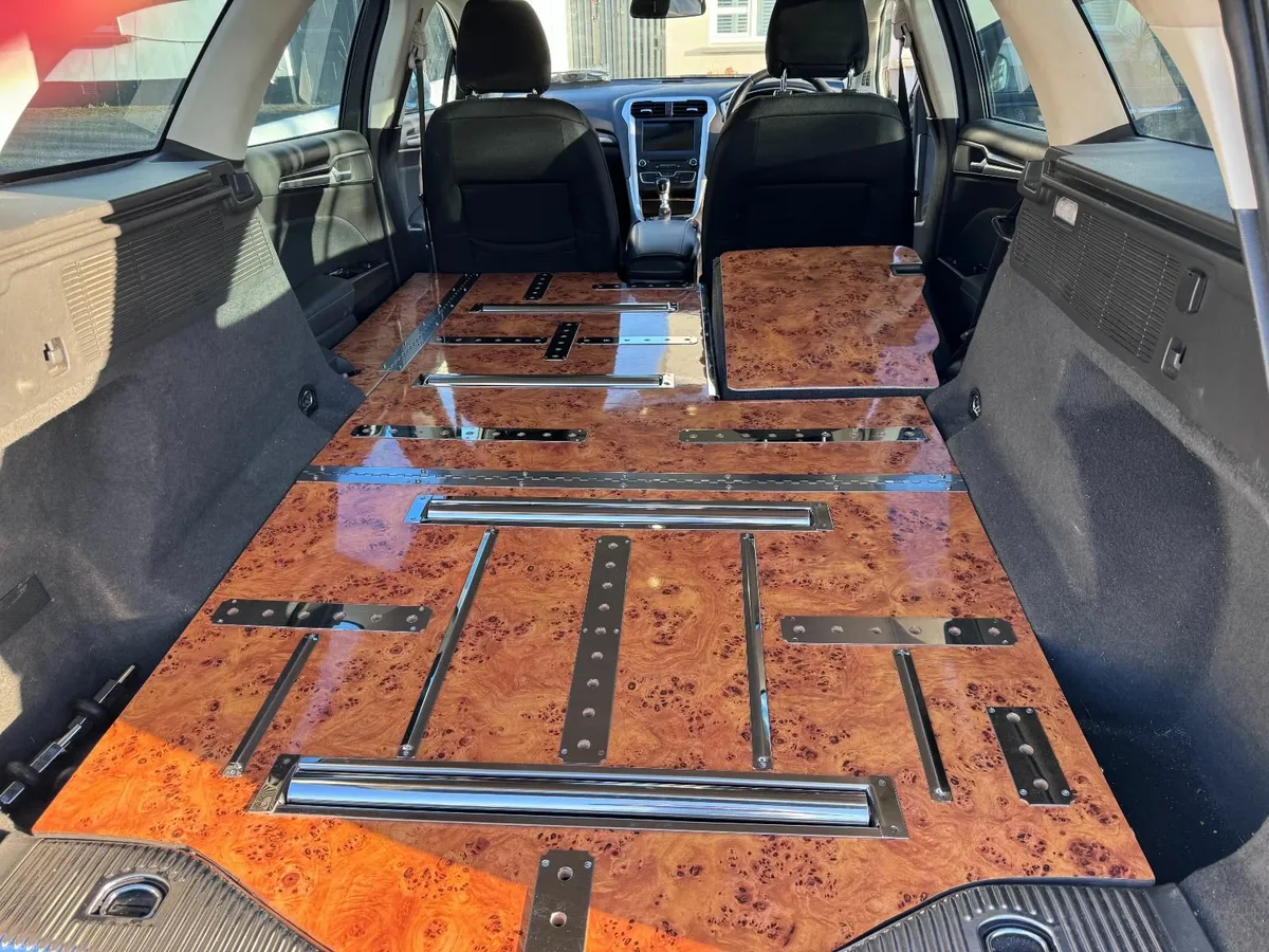 2017 Ford Mondeo 1st removal ambulance/Hearsette - Image 4