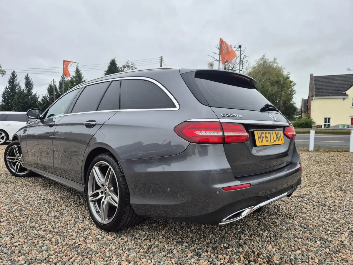 SEPT 2017 Mercedes-Benz E-Class AUTO - Image 3