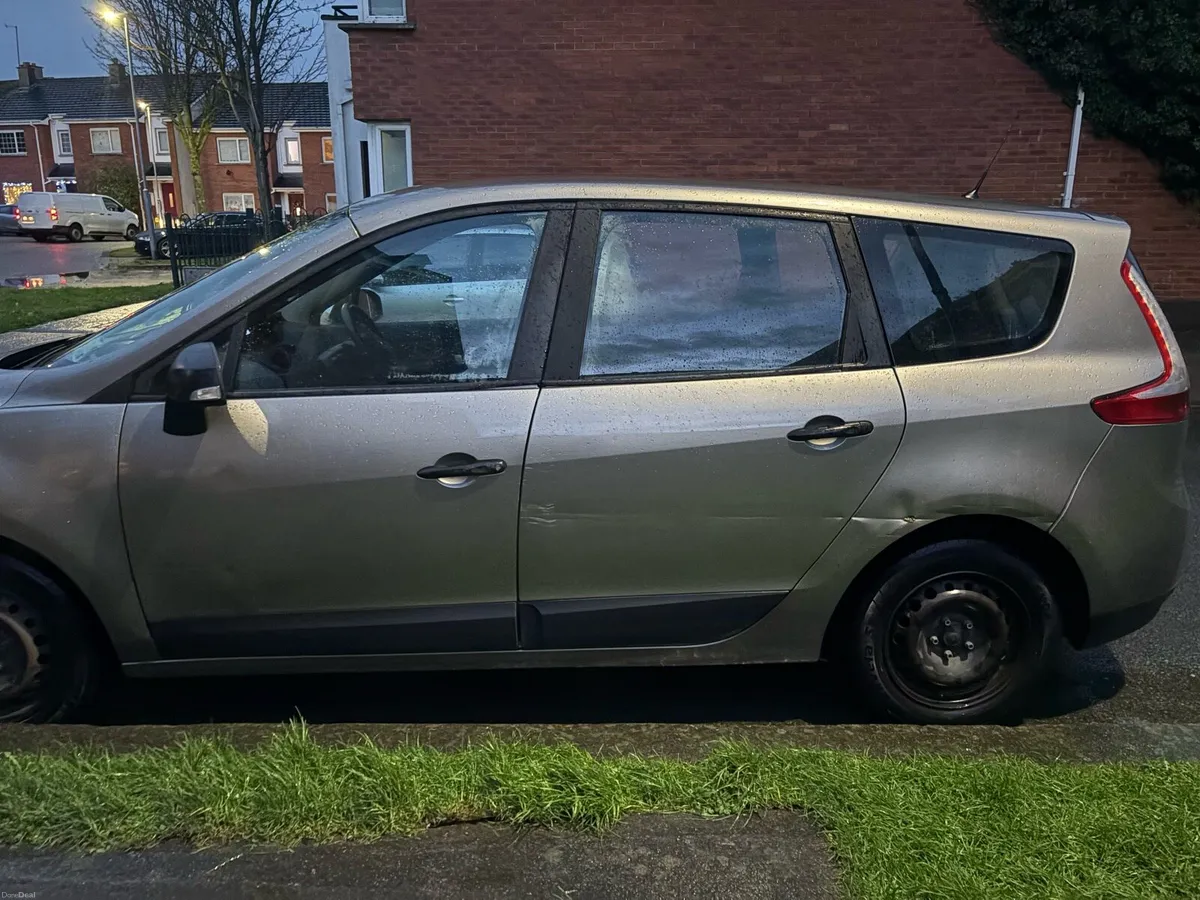 Renault  scenic - Image 2