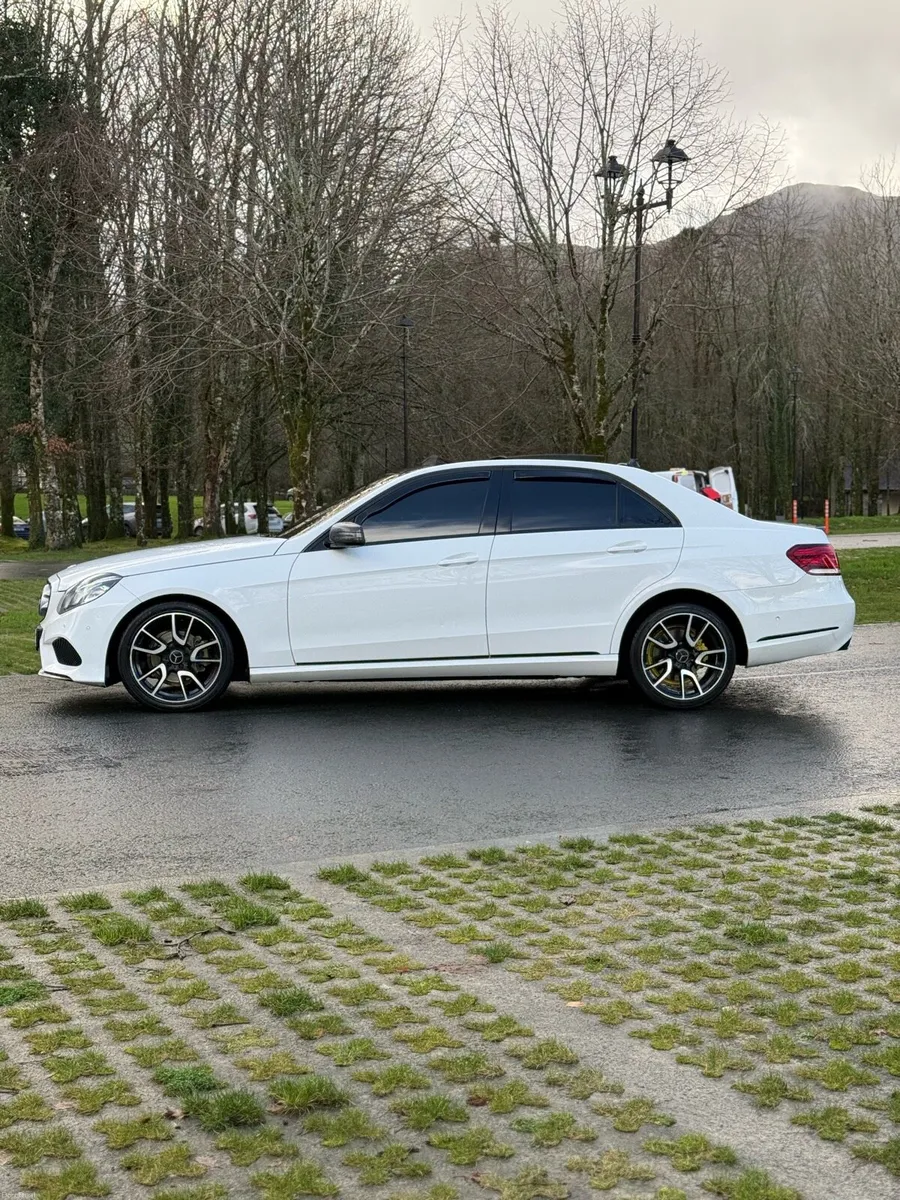 Mercedes E class factory AMG line - Image 2