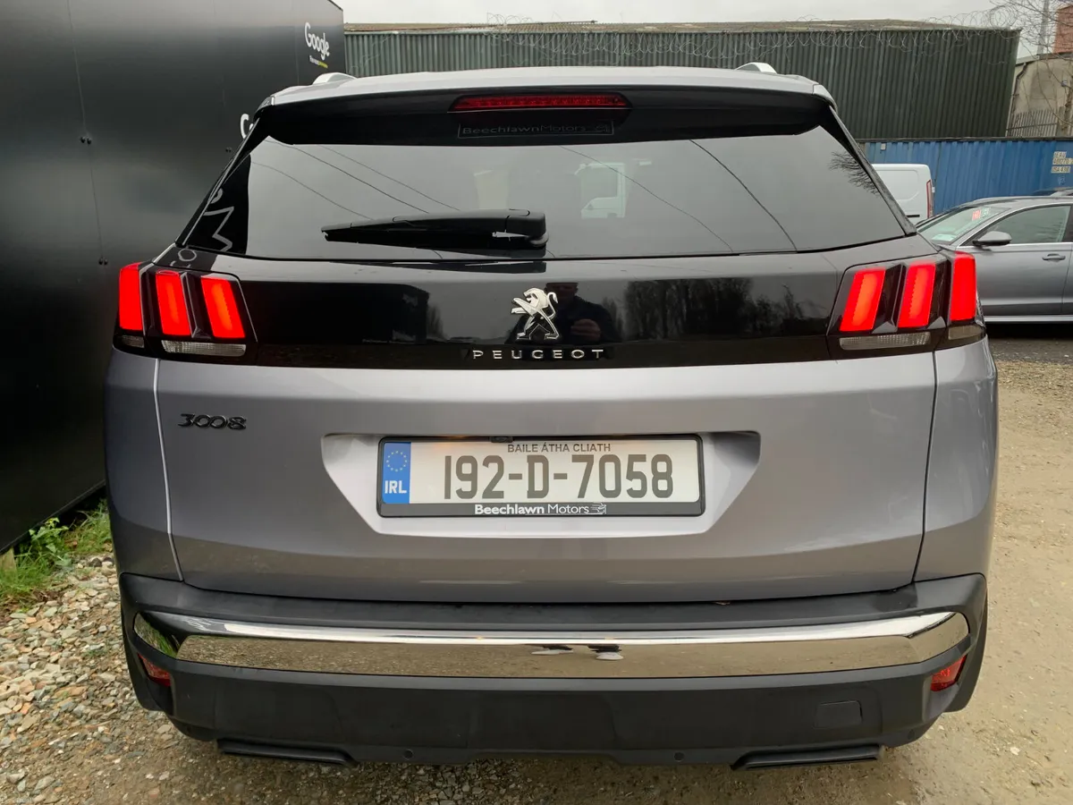 PEUGEOT 3008 1.5 HDI 130 BHP ALLURE AUTO - Image 4