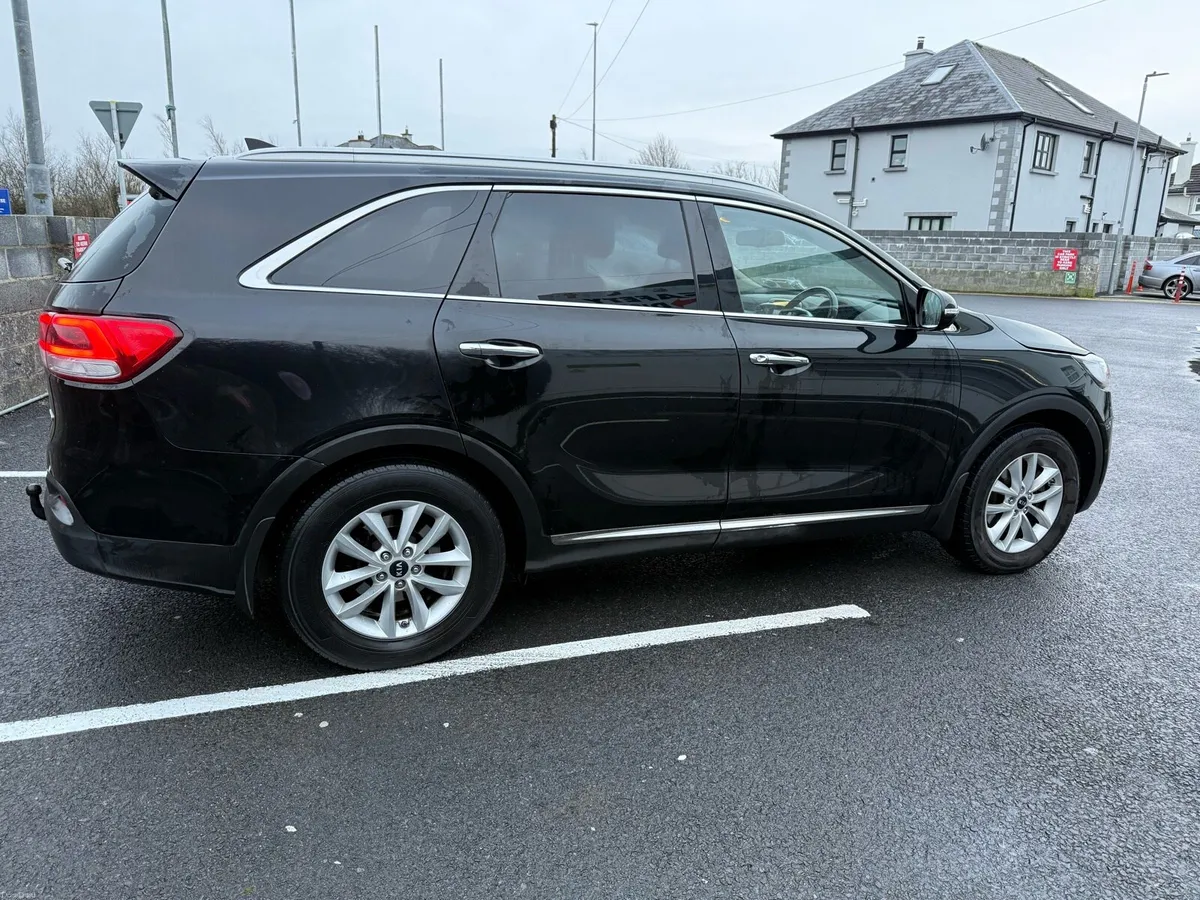 Kia Sorrento 2.2 Platinum  5dr 7 seater - Image 3