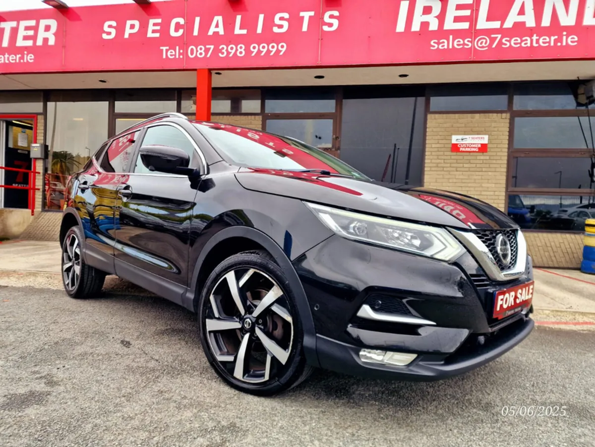 Nissan Qashqai 1.5 DCI TEKNA 110BHP PANORAMIC ROOF - Image 2