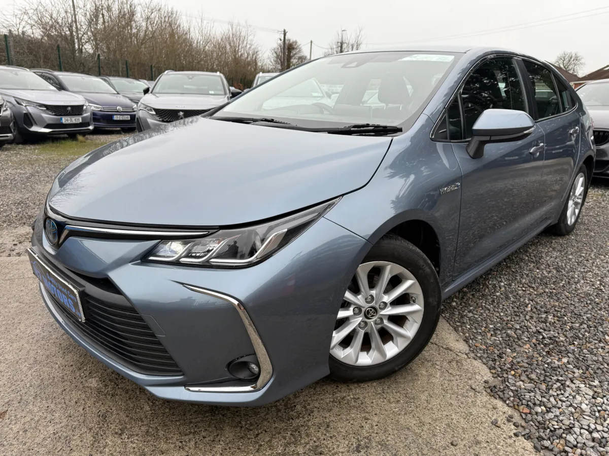 2020 Toyota Corolla LUNA SAL AUTO - Image 2