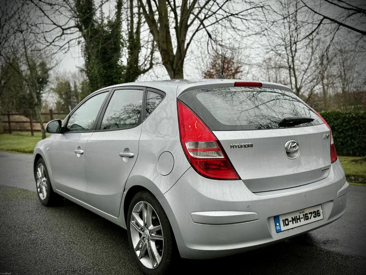 Hyunday i30 1.6Crdi premium New Nct - Image 3