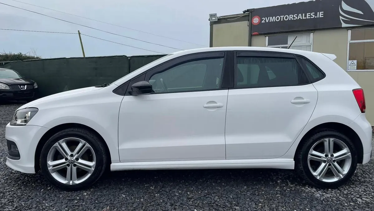 🔵 Vw Polo 1.6 TDI R-LINE COMFORTLINE - Image 3