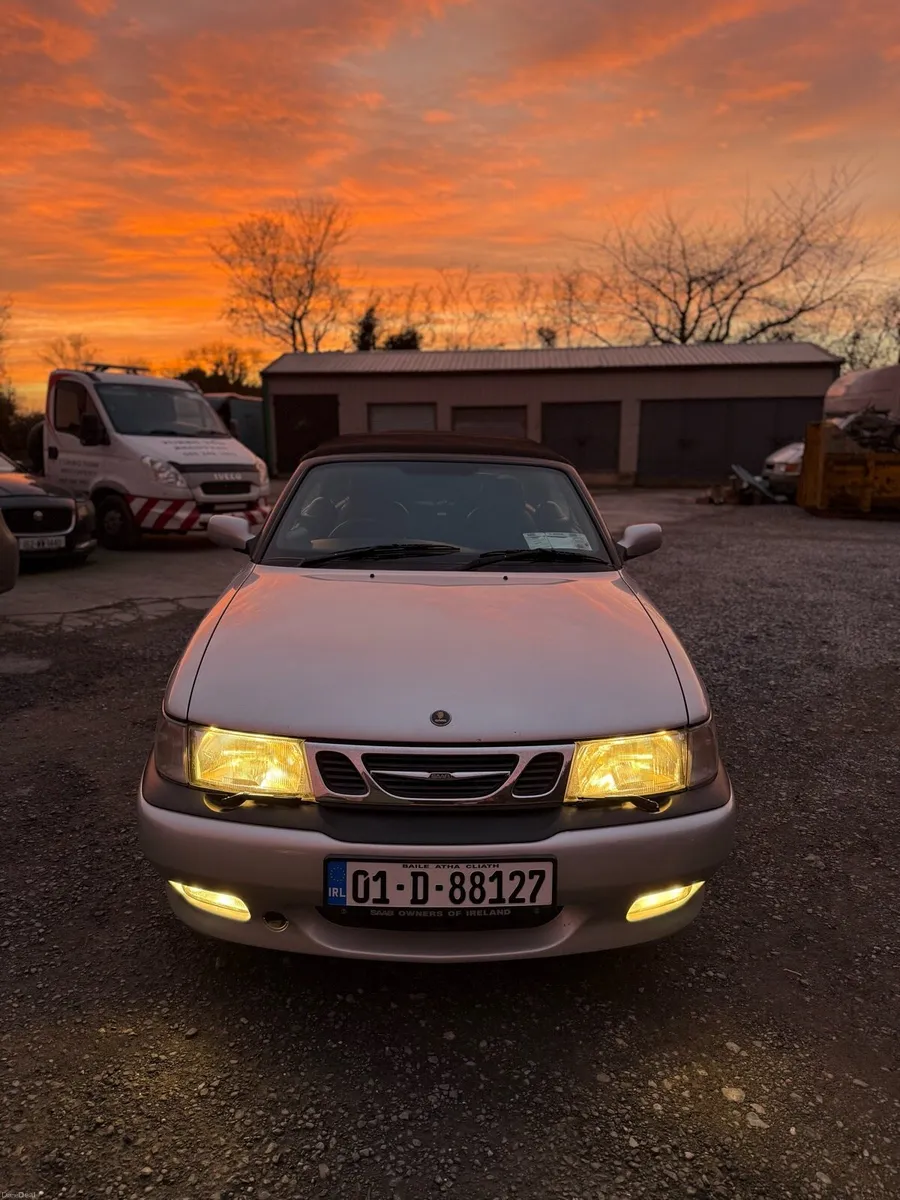 Saab 93 convertible - Image 2
