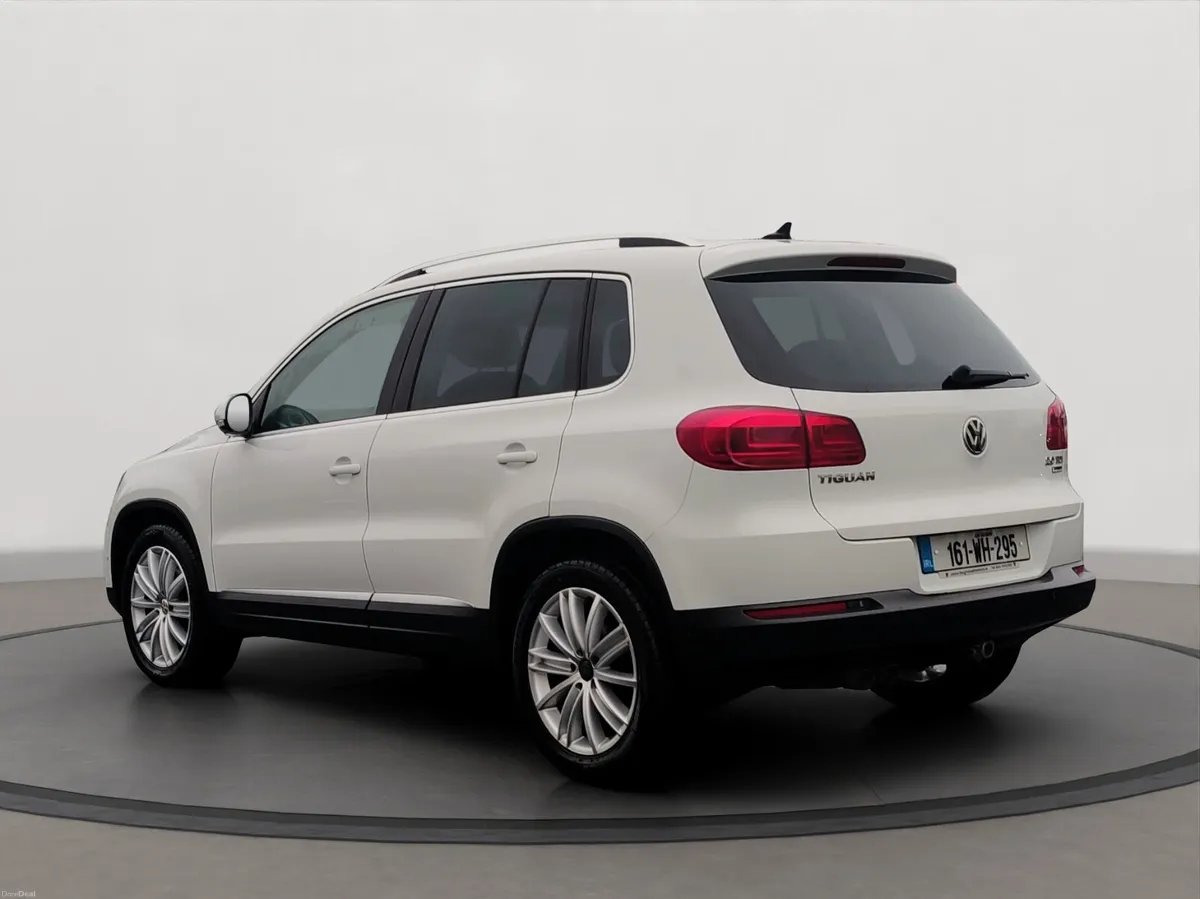Volkswagen Tiguan Sport Style - Image 2