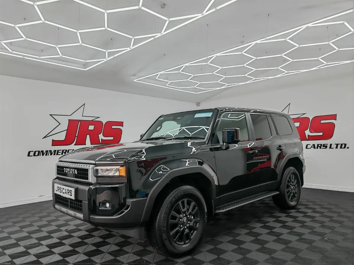 Toyota Land Cruiser Commercial 2025 - Image 3