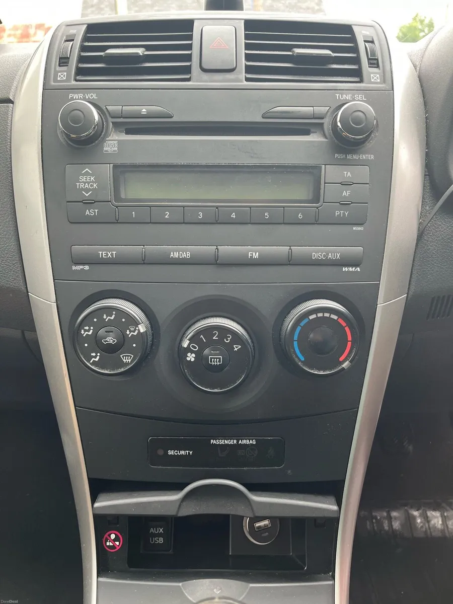 Toyota Corolla 1.4l Diesel 6 Speed - Image 4