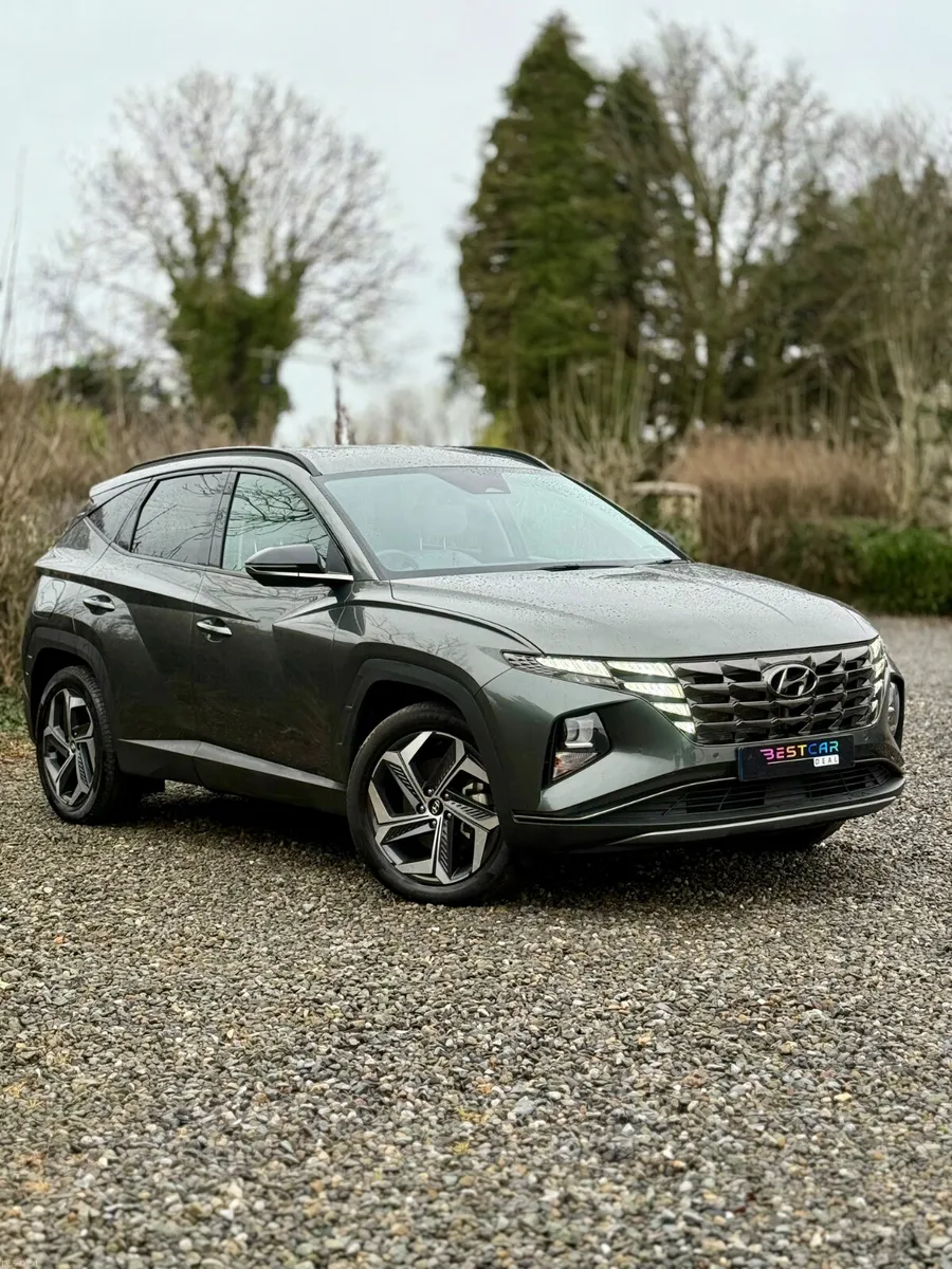 2023 Hyundai Tucson 4WD Executive PHEV Automatic - Image 2