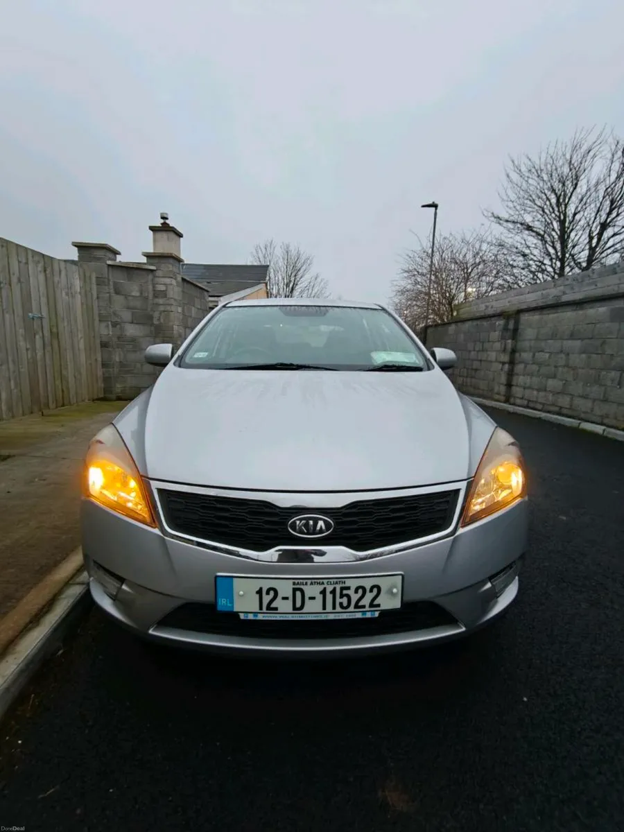 Kia Ceed 2012 1.6 diesel - Image 3