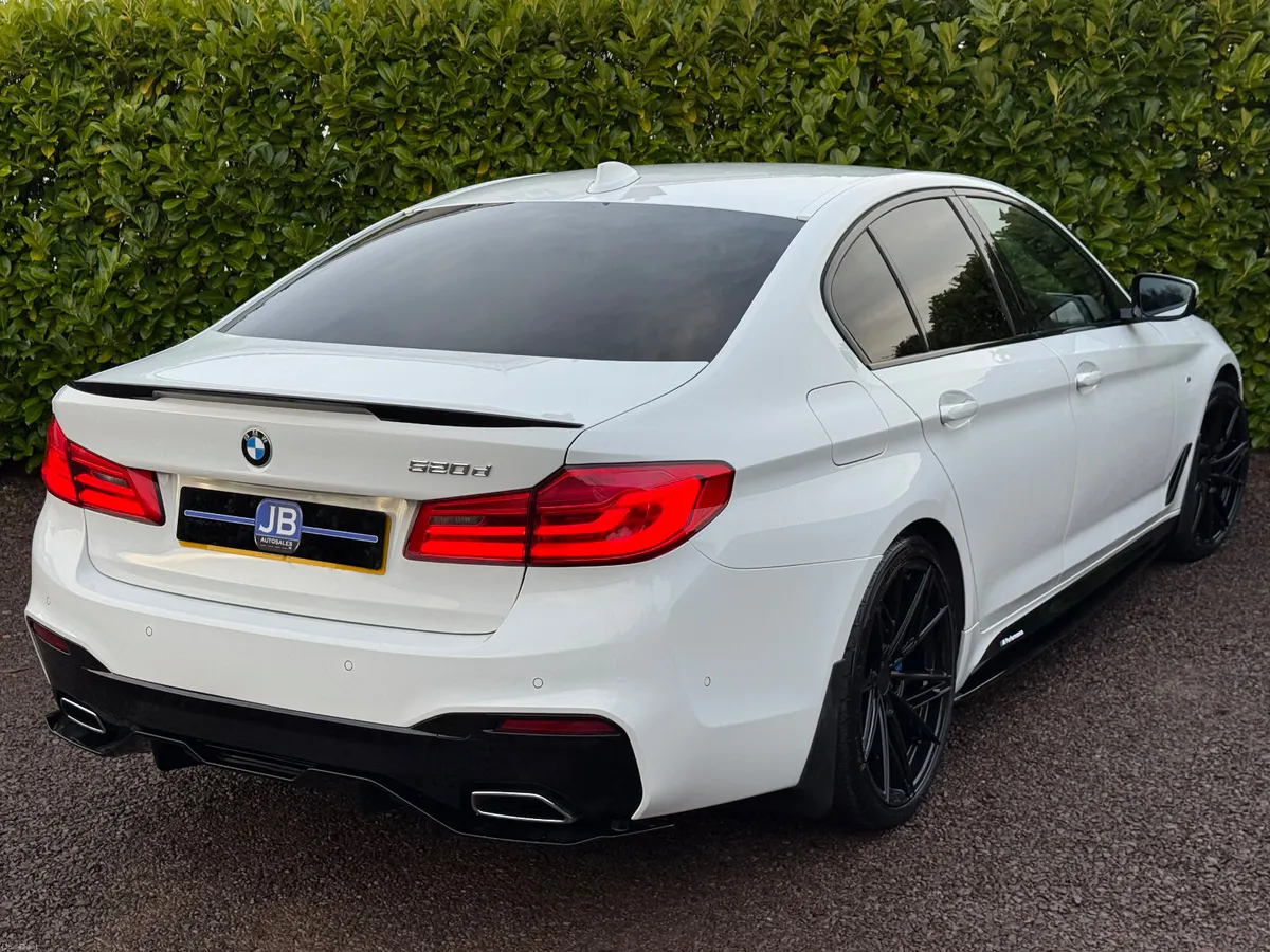 BMW 520D M Sport G30 Auto 2019 ** DEPOSIT TAKEN** - Image 4