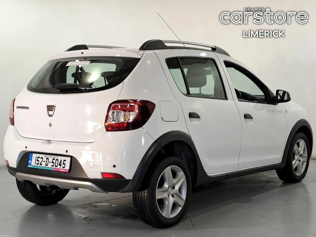 Dacia Sandero Stepway TCe 90 S&S SIGNATURE - Image 3