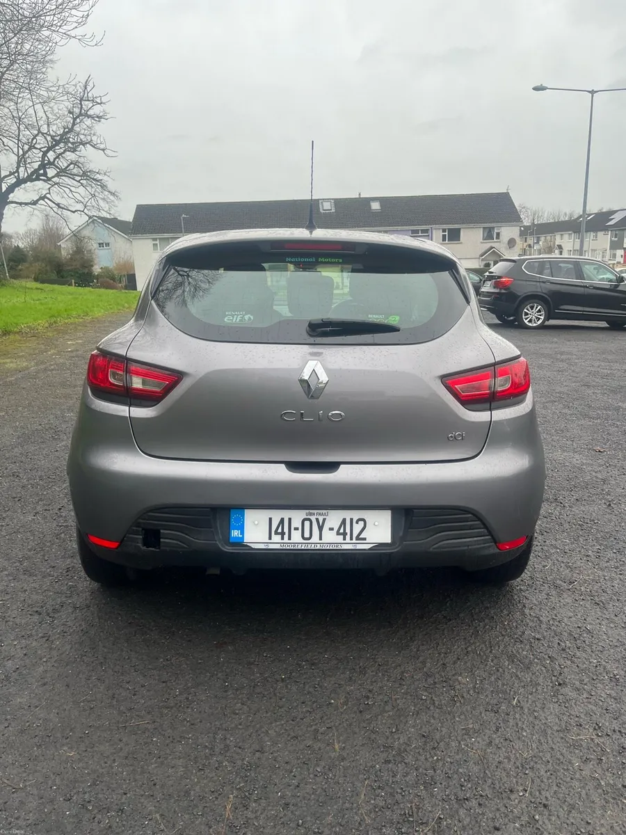 Renault Clio - Image 4
