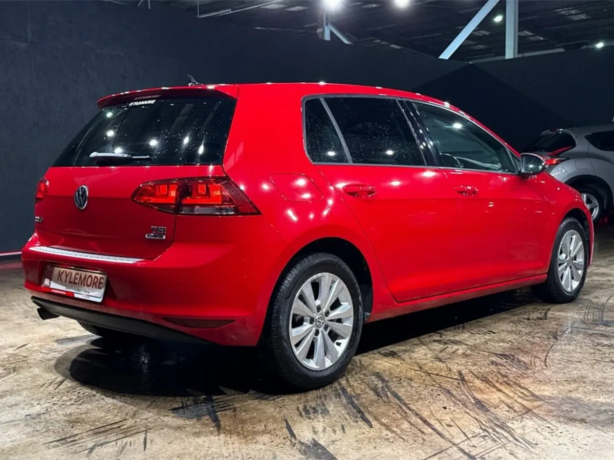 Volkswagen Golf 1.2 PETROL AUTO - Image 3