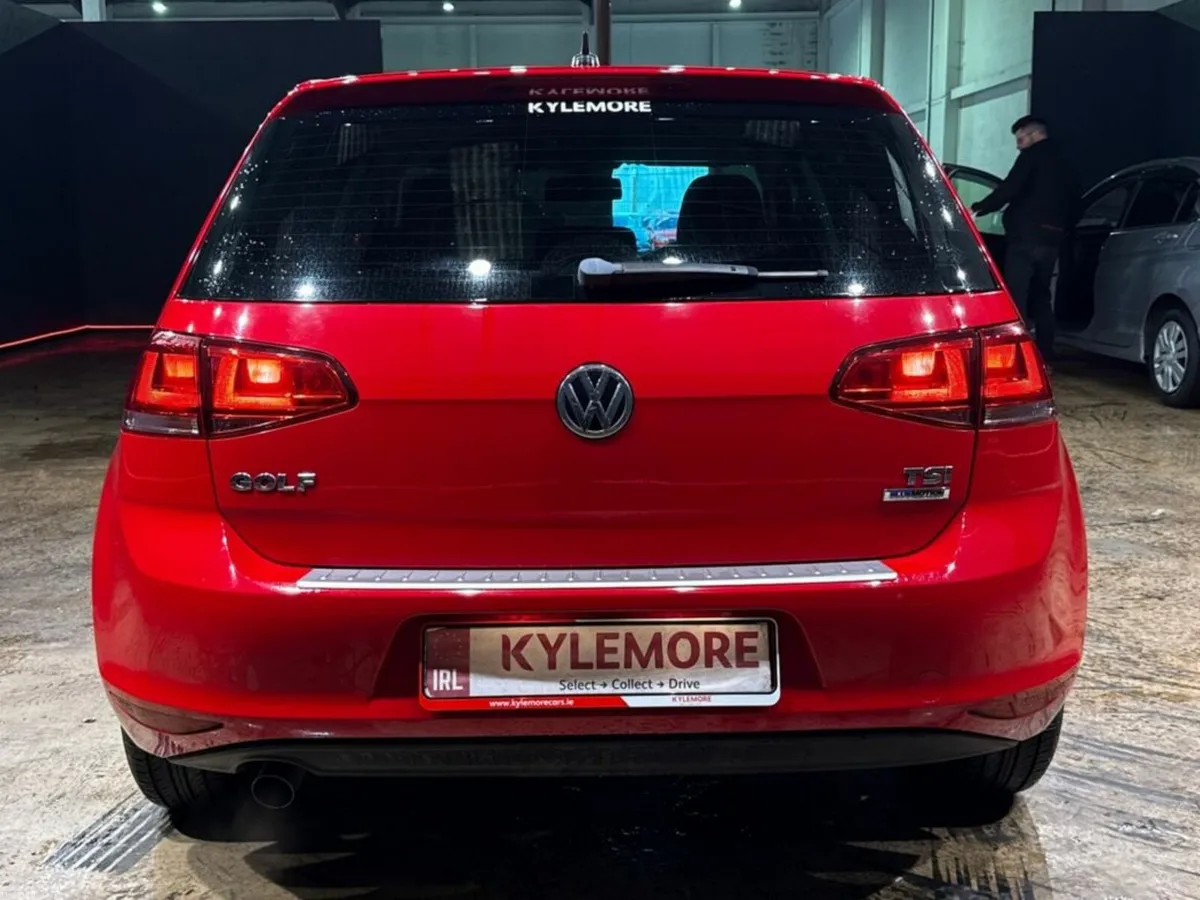 Volkswagen Golf 1.2 PETROL AUTO - Image 4