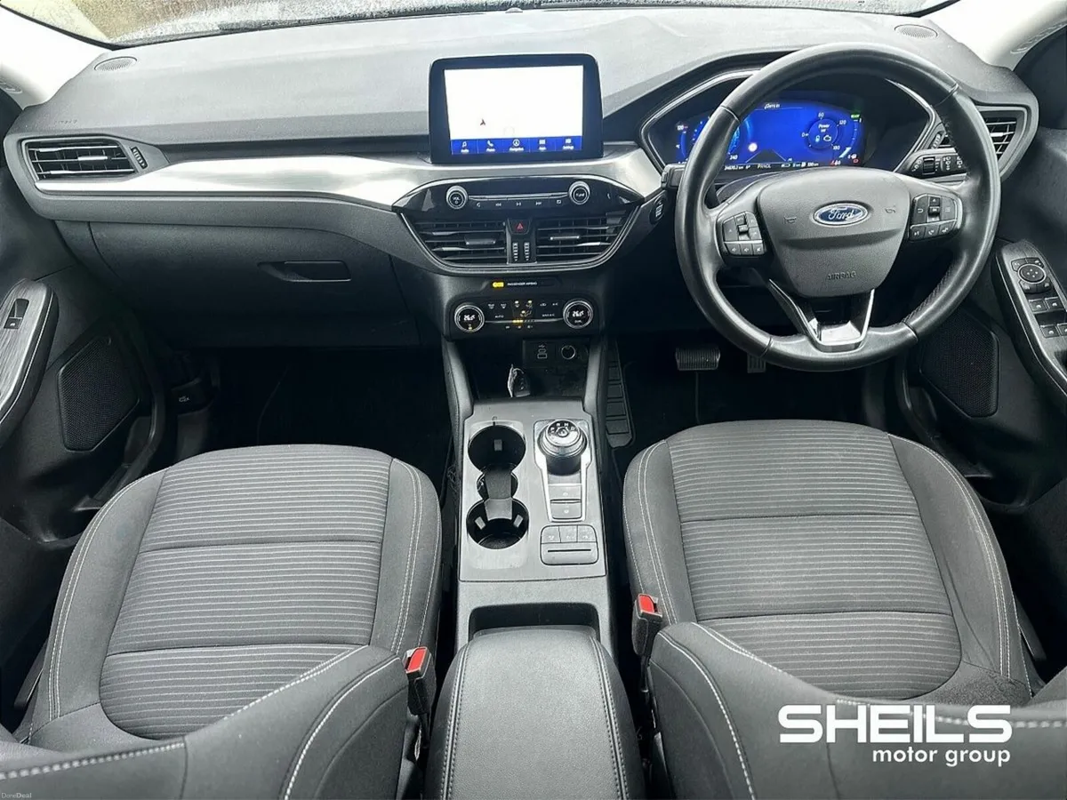 Ford Kuga Automatic 2.5 Plug-in Hybrid Titanium - Image 3