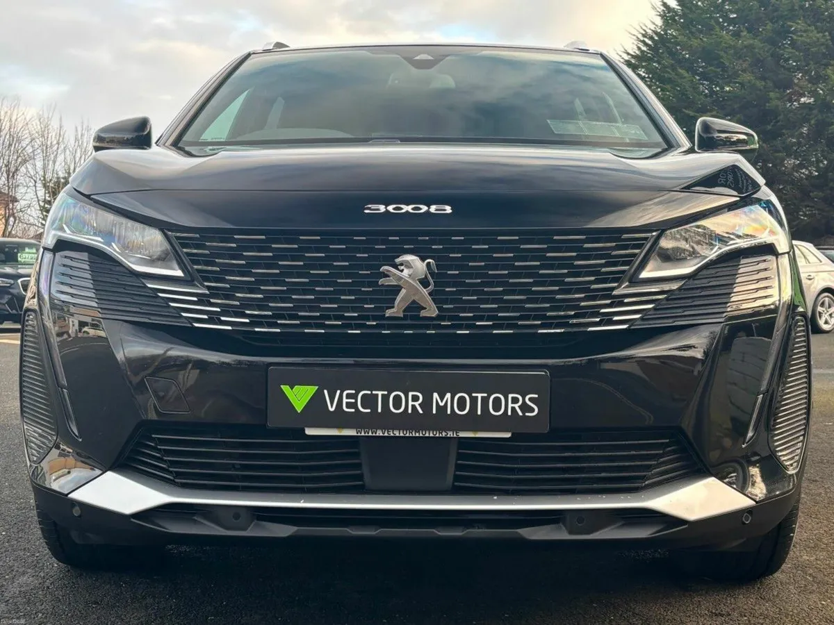 Peugeot 3008 ALLURE PREMIUM+ PHEV - Image 3