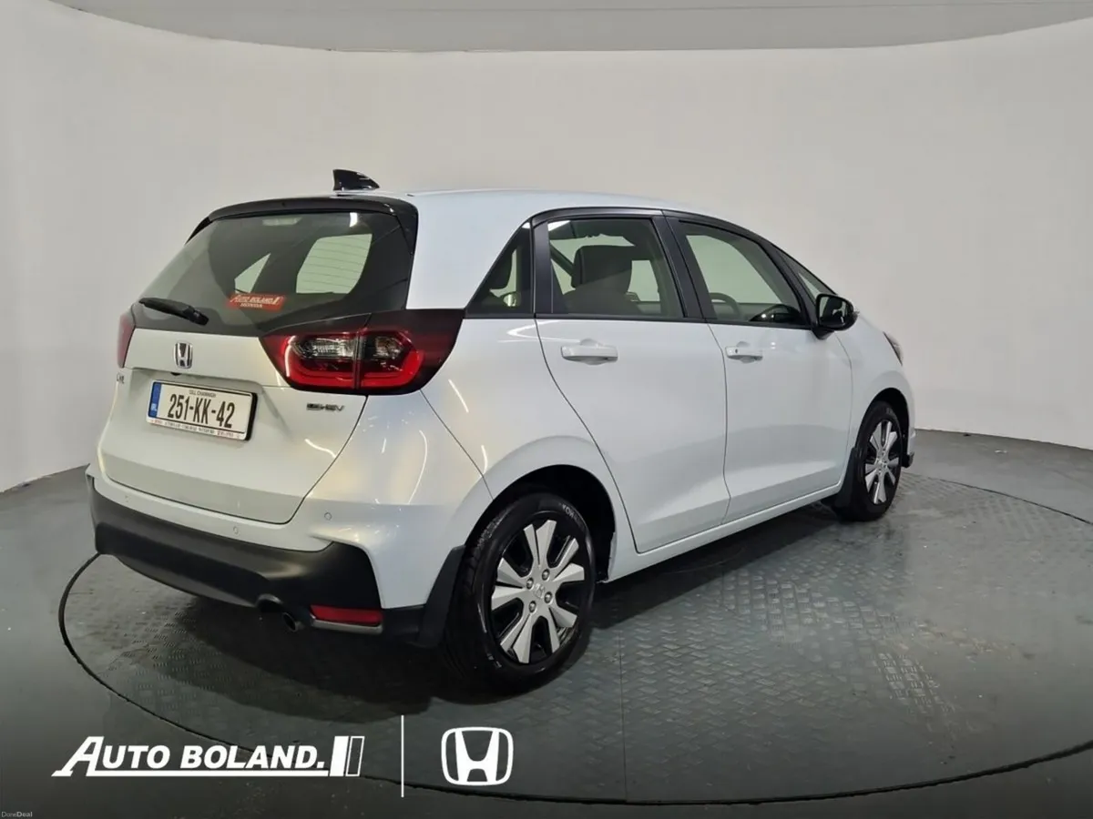 Honda Jazz 1.5i-MMD HEV Elegance Auto - Image 3
