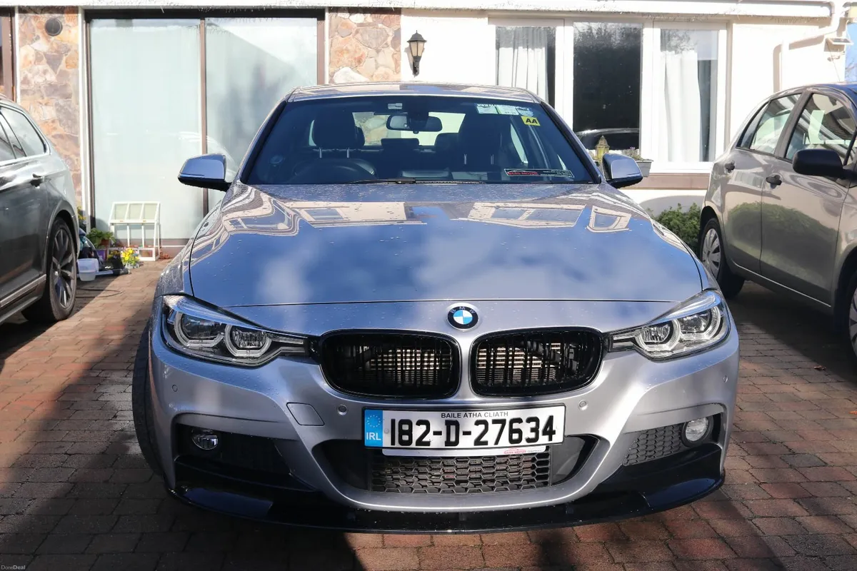 BMW 3-Series 2018 - Image 1