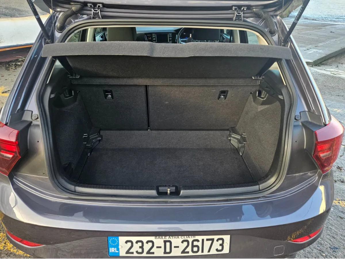 Volkswagen Polo LIFE 1.0 TSI 95BHP D7 - Image 6