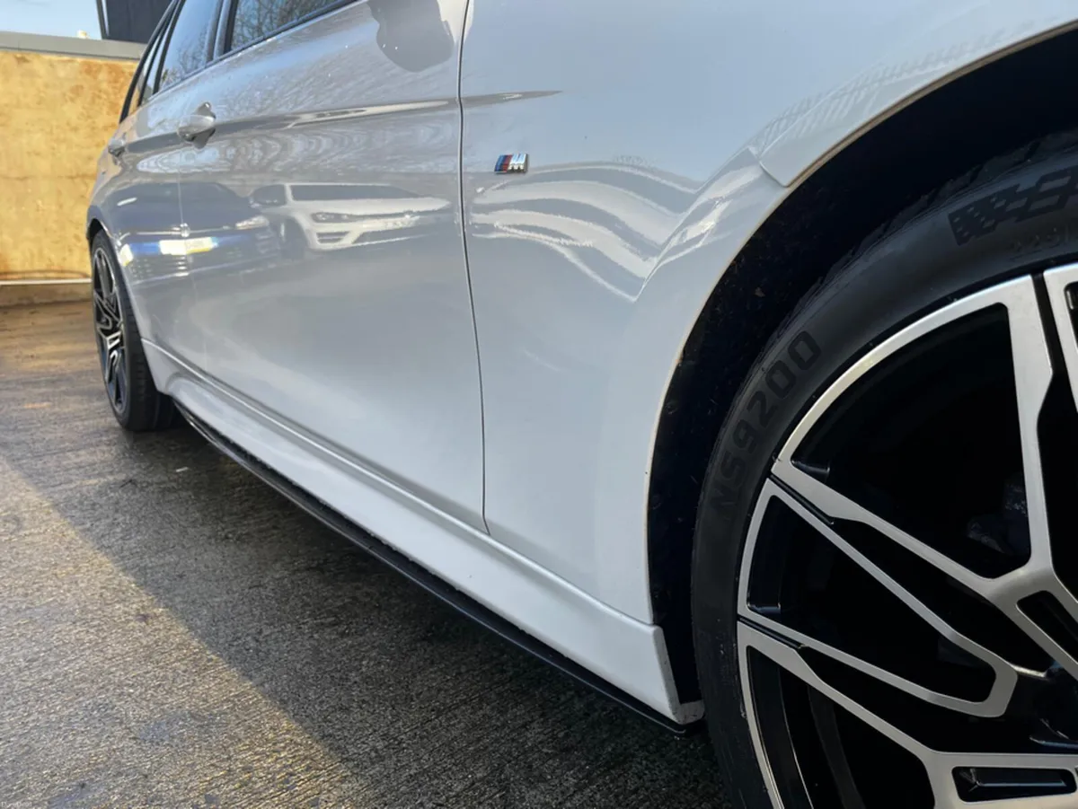 BMW 3-Series 320D M-SPORT TOURING - Image 4