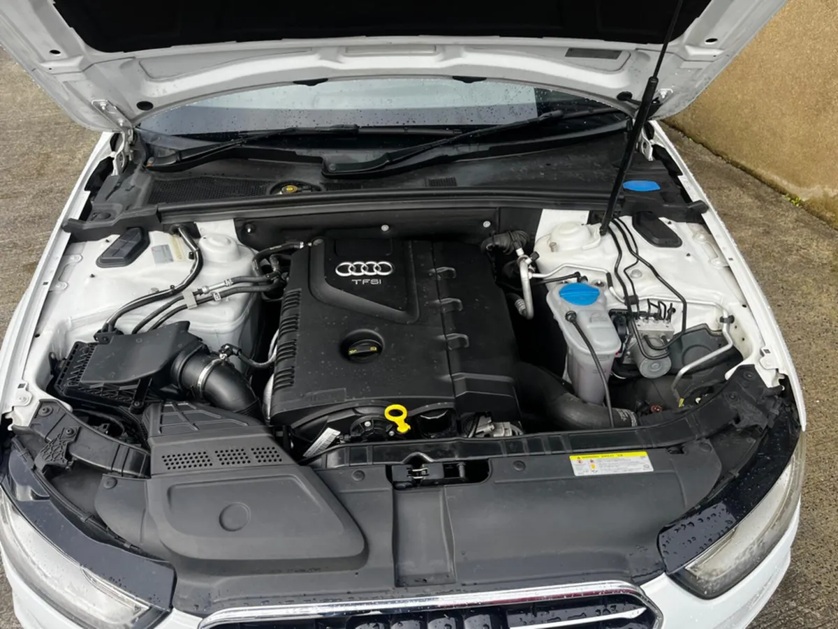 Audi A4 2.0 TFSI S-LINE ESTATE - Image 4