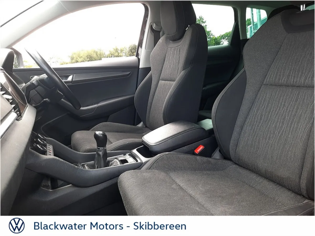 Skoda Karoq 2.0TDI 115BHP STYLE 5DR *WAS €31,995 N - Image 4