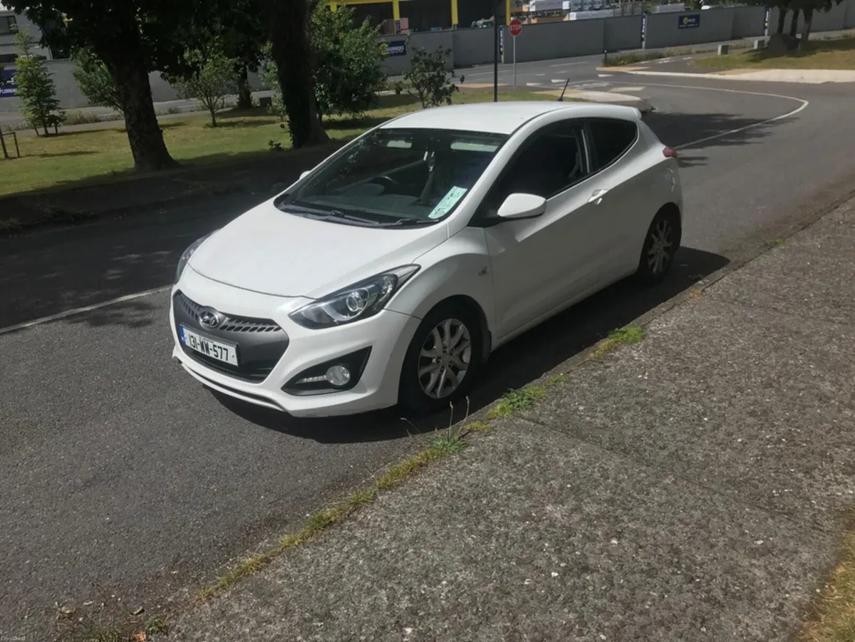 Hyundai i30 PRO 3DR Van TRADE SALE - Image 6