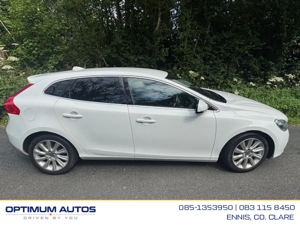 Volvo V40 T4 AUTOMATIC 1.6 PETROL - Image 2