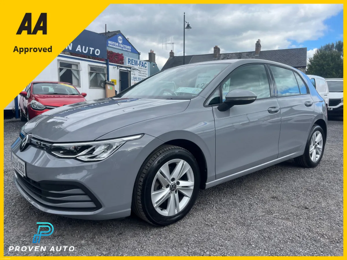 Volkswagen Golf LIFE EDITION 2.0TDI  *1 YEAR UNLIM - Image 3