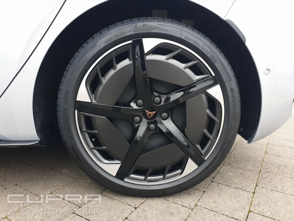 Cupra Born BORN e-Boost (231hp) 79kWh BEV - Image 6