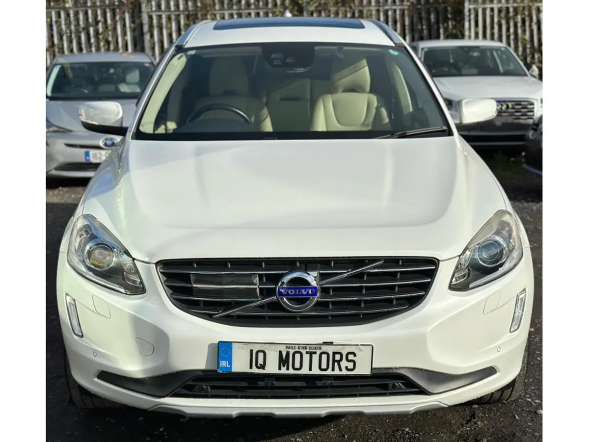 Volvo XC60 2.0L Diesel Automatic Cream Leather Sun - Image 3