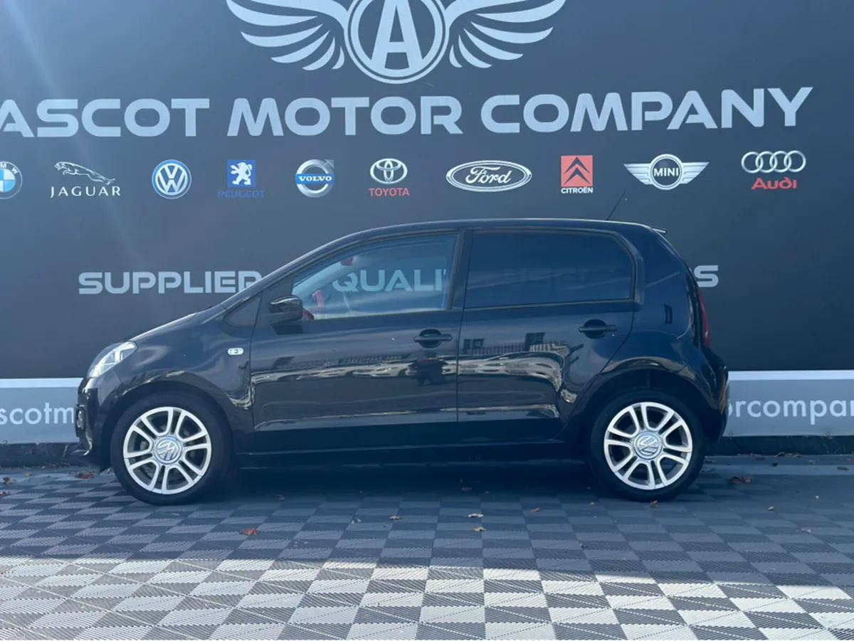 Volkswagen up! Auto - Image 4