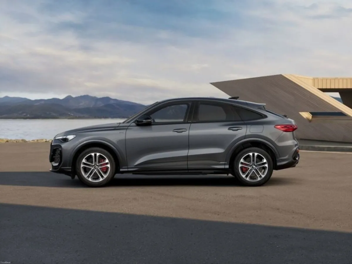 Audi Q5 SPORTBACK 50TFSI E-HYBRID COMPETITION QUAT - Image 4
