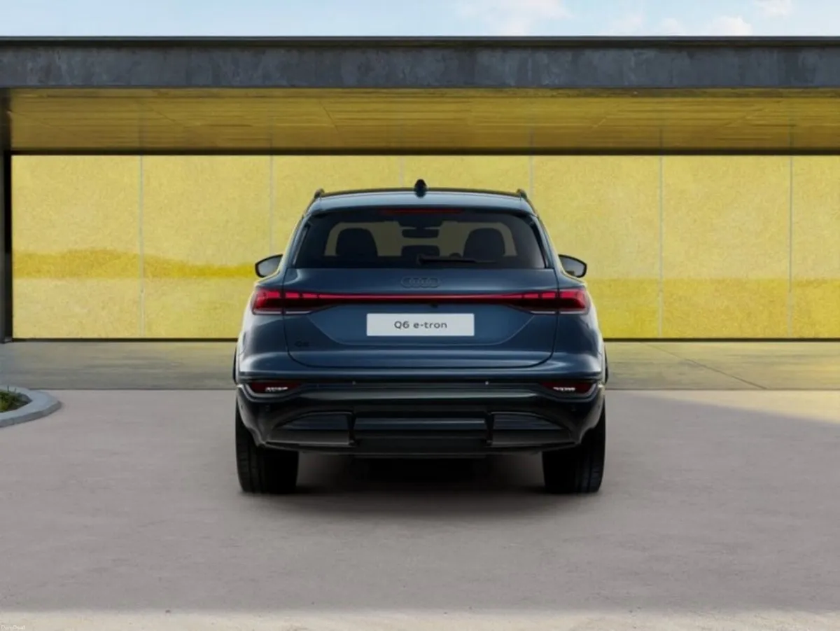 Audi Q6 e-tron SPORTBACK S-LINE E-TRON PERFORMANCE - Image 6