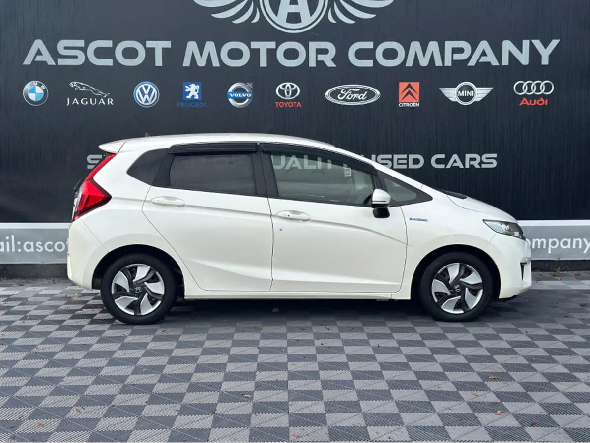 Honda Fit Automatic - Image 6