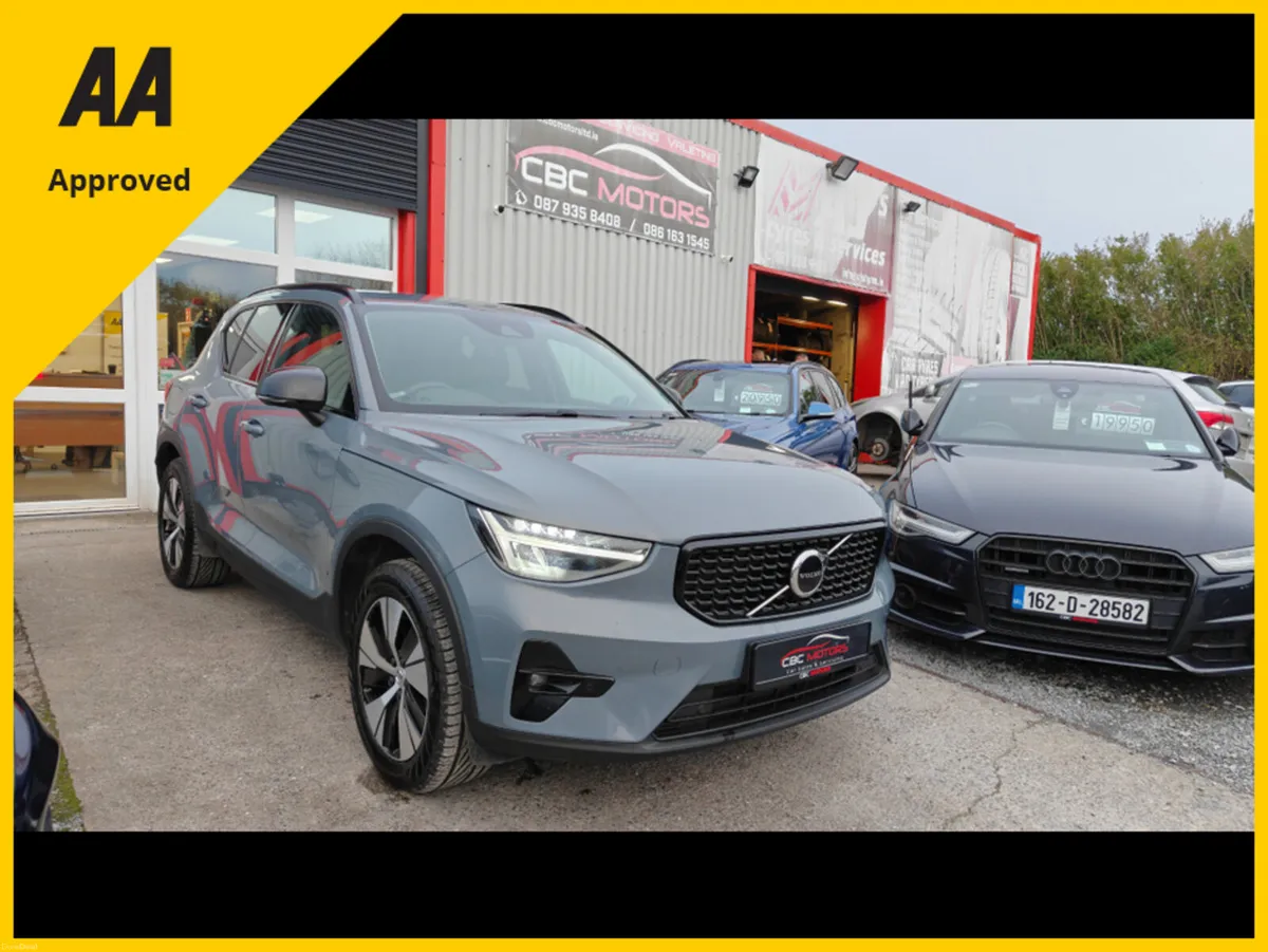 Volvo XC40 2022 XC40 Petrol Plug In Hybird Plus Da - Image 2