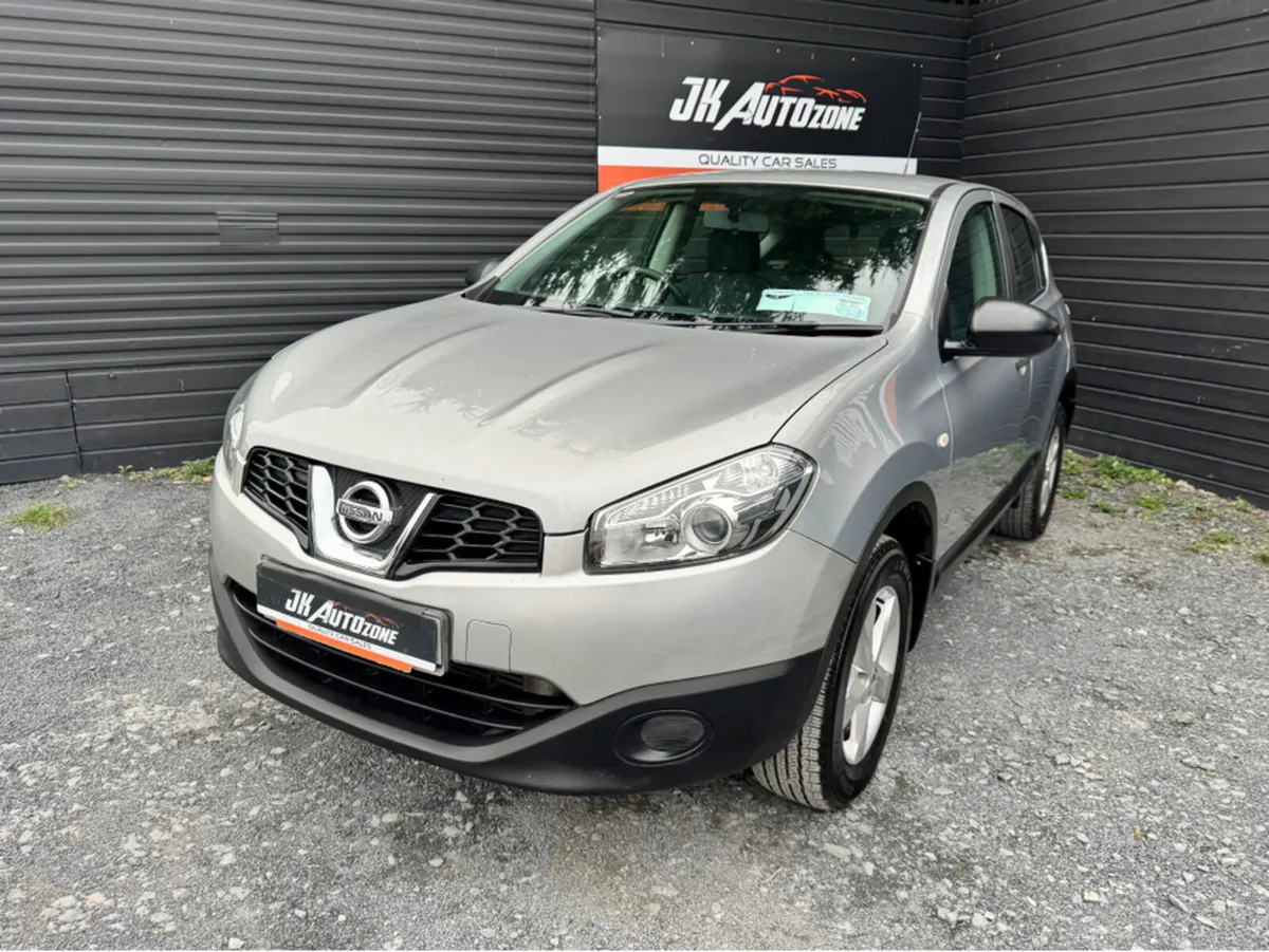 Nissan Qashqai 1.5 XE 5DR DSL - Image 3