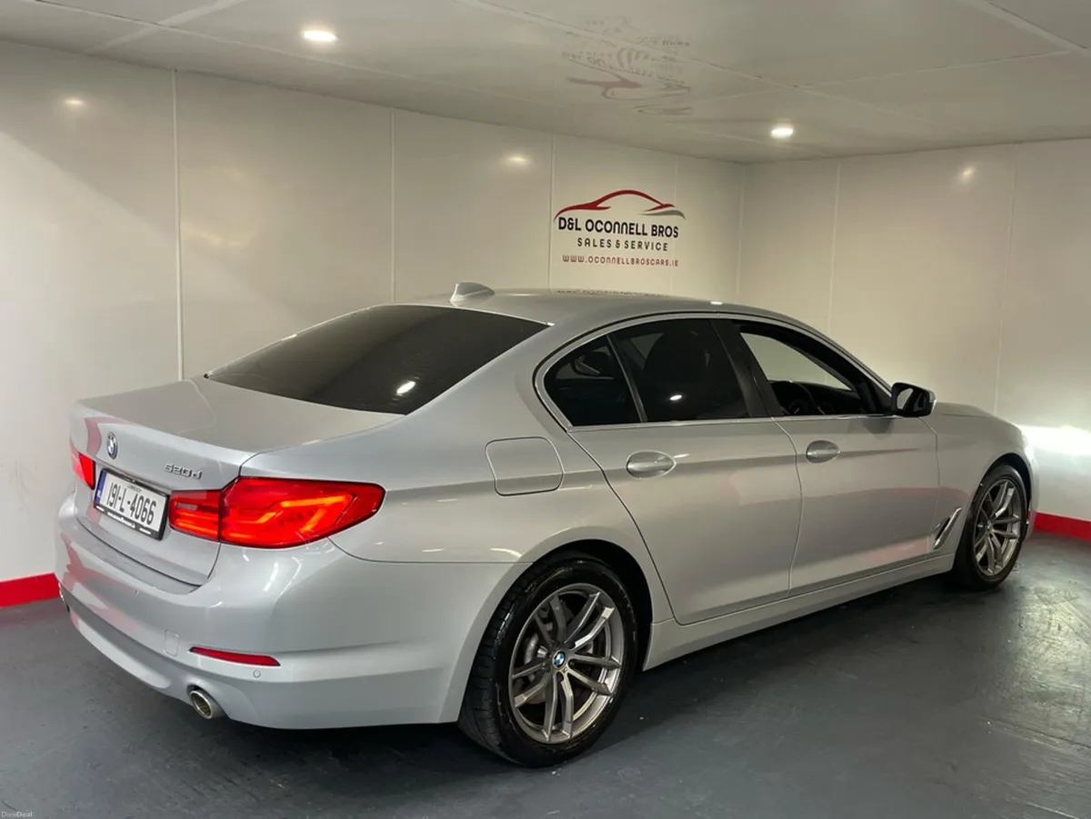 BMW 5-Series D G30 SE 4DR AUTO - Image 2