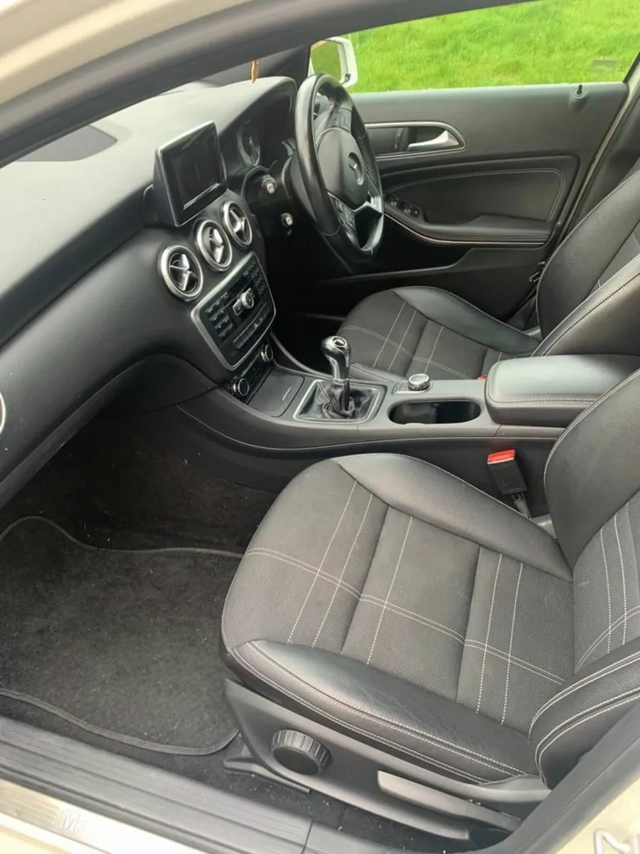 Mercedes-Benz A-Class 2014 - Image 3