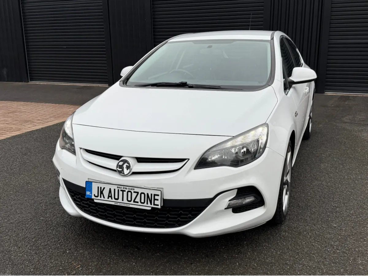 Opel Astra 1.4 LIMITED EDITION - Image 3
